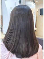 カットハウス はさみの部屋&nbsp;鎖骨下ワンカール/内巻き/アッシュベージュ/前髪あり