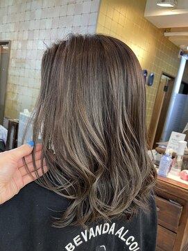 クアトロ グランシュ 川崎店(QUATRO × GranCieux) ブリーチなし オリーブグレージュ