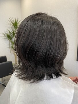 ニーラ バイ ニライカナイ 八幡宿店(Neela By Nirai Kanai) イメチェン/似合わせカット/外はねくびれヘアー