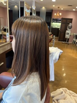 レナークイスト(LENAHC ist) ケラフェクトストレートヘア