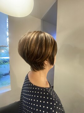 アナログノイ(analog noi) 60代のオシャレカラー