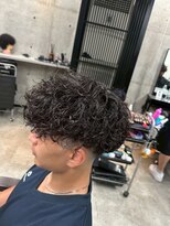 イーラ(era)&nbsp;バロックパーマパーマ/メンズ/刈り上げ/眉毛/ツイスト