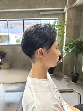 バルム(Warme) fade cut