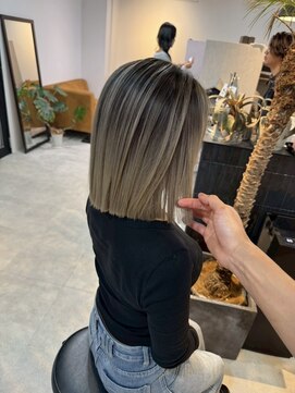 メリー オオサカ(Merly Osaka) バレイヤージュ