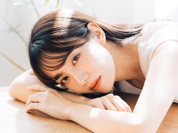 Hair Park klaver【ヘアパーククレイヴァ】の写真/小顔に見せる《顔周り似合わせカット》と最旬レイヤーでおしゃれ度UP！あなただけの【垢抜けヘア】に♪