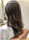 大人かわいい無造作ウェーブアッシュブラウン　【稲毛】