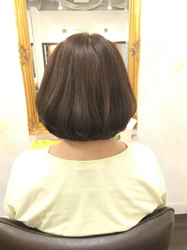 エンジェル 青葉台(ANGEL) 大人かわいいふんわりボブ暗髪20代/30代/40代簡単スタイリング