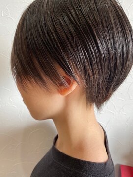 ロニ(Roni) 刈り上げマッシュ