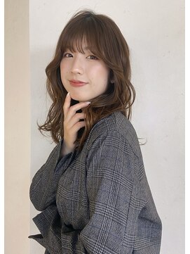 アドレバイハピネス(ADORE by happiness) 大人可愛いゆるふわスタイル 奈良大和八木 20代30代40代