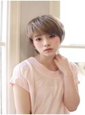 頭が小さく見えるコンパクトショート