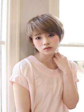 ルーツ(ROOTS) 頭が小さく見えるコンパクトショート