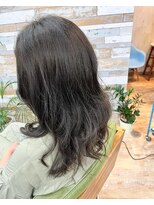 ハウオリ ヘアーワークス(Hauoli hair works)&nbsp;インディゴネイビーカラー×レイヤースタイル