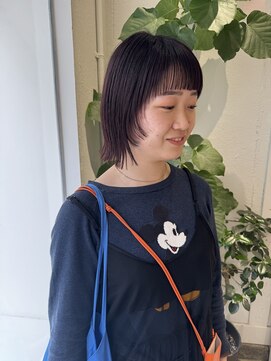 ヒカリスナカザキアンド(HIKARIS nakazaki &) ボルドーブラウンとお顔周りカット