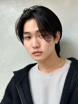 ガーデンヨコハマエスト(GARDEN YOKOHAMA est)&nbsp;刈り上げなし　センターパート　カルマパーマ