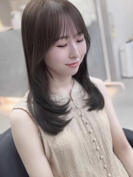 ジィルム(XELM) レイヤーカット【高崎/高崎駅/高崎駅西口】