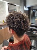 スパイキーショート×メッシュカラー