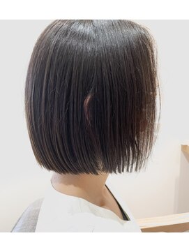 エティカ(Atika) ボブ