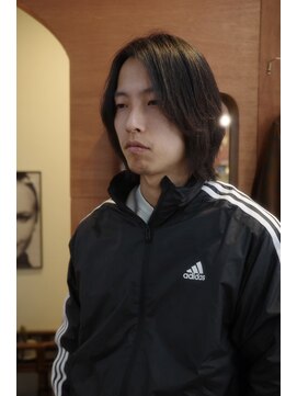 エディ(Edy) メンズセンターパート韓国ヘア眉毛カット岡山