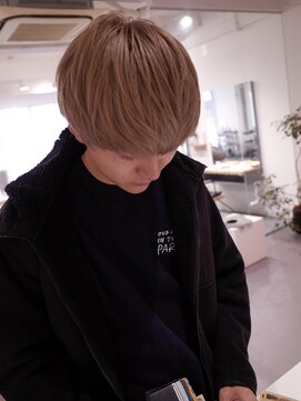 レフ(LEF) ショートマッシュ/ケアブリーチ/ブロンドベージュ/髪質改善