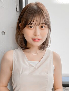 アグノス 青山(Agnos) 斜めバング大人可愛い前髪夏ナチュラルカール結べるボブ美髪