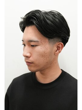 カーウォッシュバーバー(CARWASH BARBER) メンズカットニュアンスパーマショートフェード刈り上げ1004