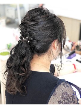 e.m.a プレミアムビューティーサロン 栄駅店(e.m.a PREMIUM BEAUTY SALON) やらすぎないけどキッチリアレンジ♪