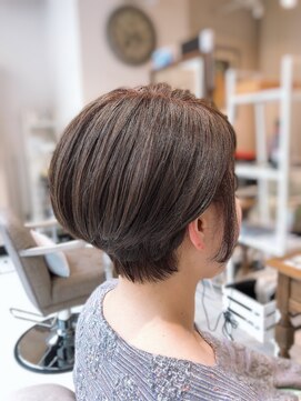 フローラビューティーヘアー(Flora Beauty Hair) 大人のショートヘア/20代/30代/40代/50代/岡山/表町