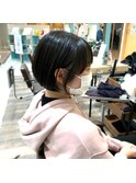 ショートボブ