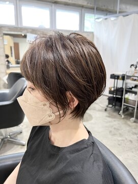 モールヘア 武庫之荘店(MOOL hair) 大人ショートヘアイルミナカラーグレーベージュ/カーキ