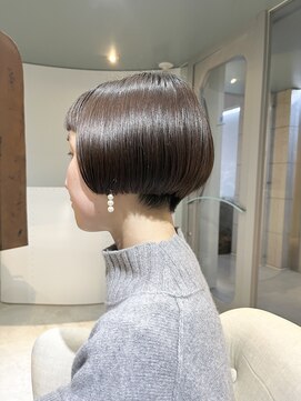 オープンジョー(Open Jaw) 艶ボブ