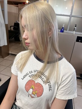 サロン ド ビカ(Salon de bika) ホワイトブロンド