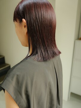 ファブ(fab.) 秋色XワインレッドX耳かけボブ