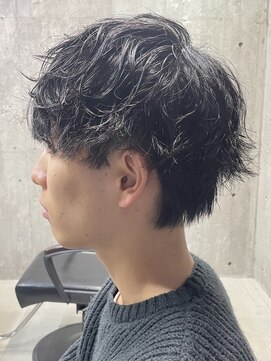 フイ 新宿3丁目(Hui) ハイトーンカラー/マッシュパーマ/アースカラー/men's/