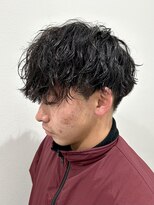 ヒュイル バイ ニアウ(Hwyl by Niau)&nbsp;波巻きスパイラルパーマメンズカットマッシュツイストスパイラル