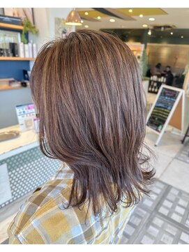 アースオーセンティック 高知潮江店(EARTH Authentic) お白髪ぼかしハイライト