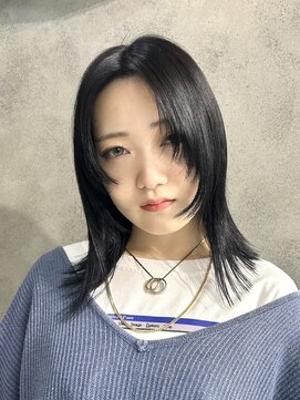 ヴェイン 渋谷(vain) イルミナカラーレイヤーカット顔まわりカット大人ヘア