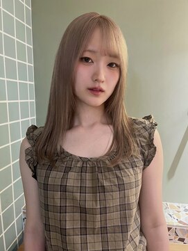 ウクク(UCUCU) ハイトーンベージュ