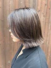 フロー(flow.) 綺麗めボブ