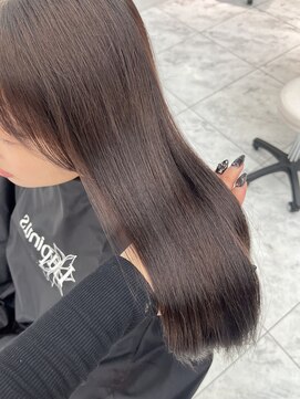 ロンドルピナス 小倉(Lond Lupinus) ミディアムヘア暗めカラー/デザインカラー/フェイスフレーミング