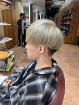 アルファサリダ(ALPHA SALIDA) メンズホワイトベージュ