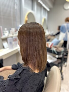 アオ 花咲町(a-o) サラツヤ髪質改善ハイトーンカラー♪