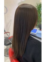 アース 浜松志都呂店(HAIR&MAKE EARTH)&nbsp;ミディアム　ブリーチ無しで赤みを抑えた透明感カラー×髪質改善