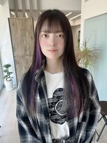 カシビ(kashibi) シルバーとパープルとピンクのインナーカラー。