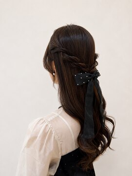 ラ シェンテ 宝塚(La Sente) お茶会ヘアセット（ハーフアップ）