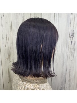 アンダーバーホワイト 南海難波店(_WHITE) 【＿white+】ラベンダー×外ハネボブ