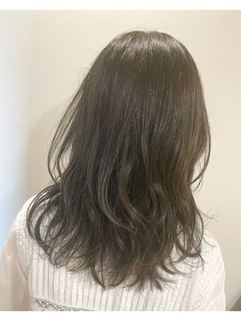 ティエル(tiers) オリーブカラー