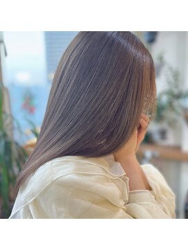 ムニカ 表参道(Munica) ミルクティーベージュ