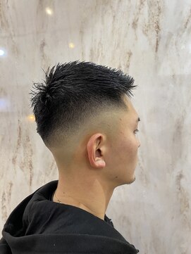 ラビス(Lovis) ハッシュカット/フルバング/似合わせカット/レッドブラウン