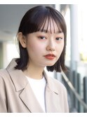 レイヤーカット　フルバング　切りっぱなしボブ　ウェットヘア