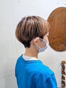 ゴーズゴードットビー 吉祥寺(go s go .b) 【gosgo近藤】刈り上げ/マッシュ/ブリーチ/ぱっつん前髪